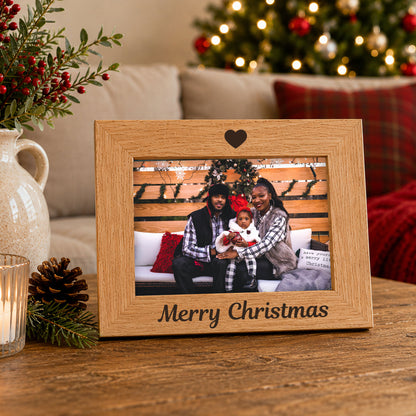 Font 1 – Merry Christmas wooden photo frame with engraved heart and bold rounded script