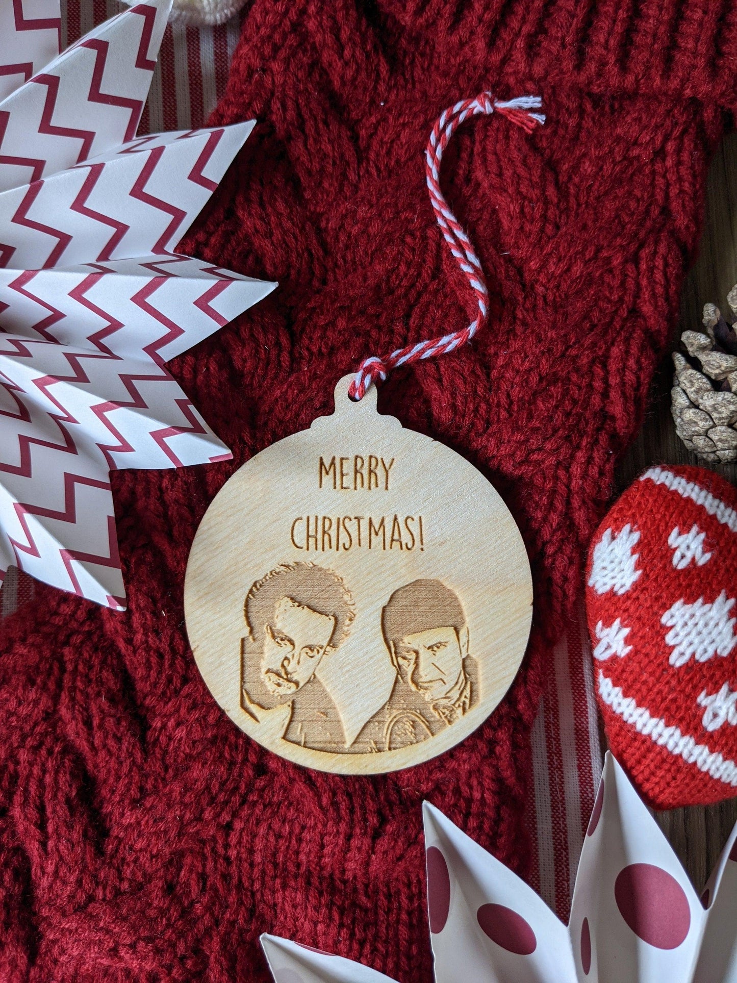 Home Alone Christmas Bauble - Marv and Harry Christmas Tree Ornament - Sticky Bandits Christmas Bauble or Christmas Gift Tag