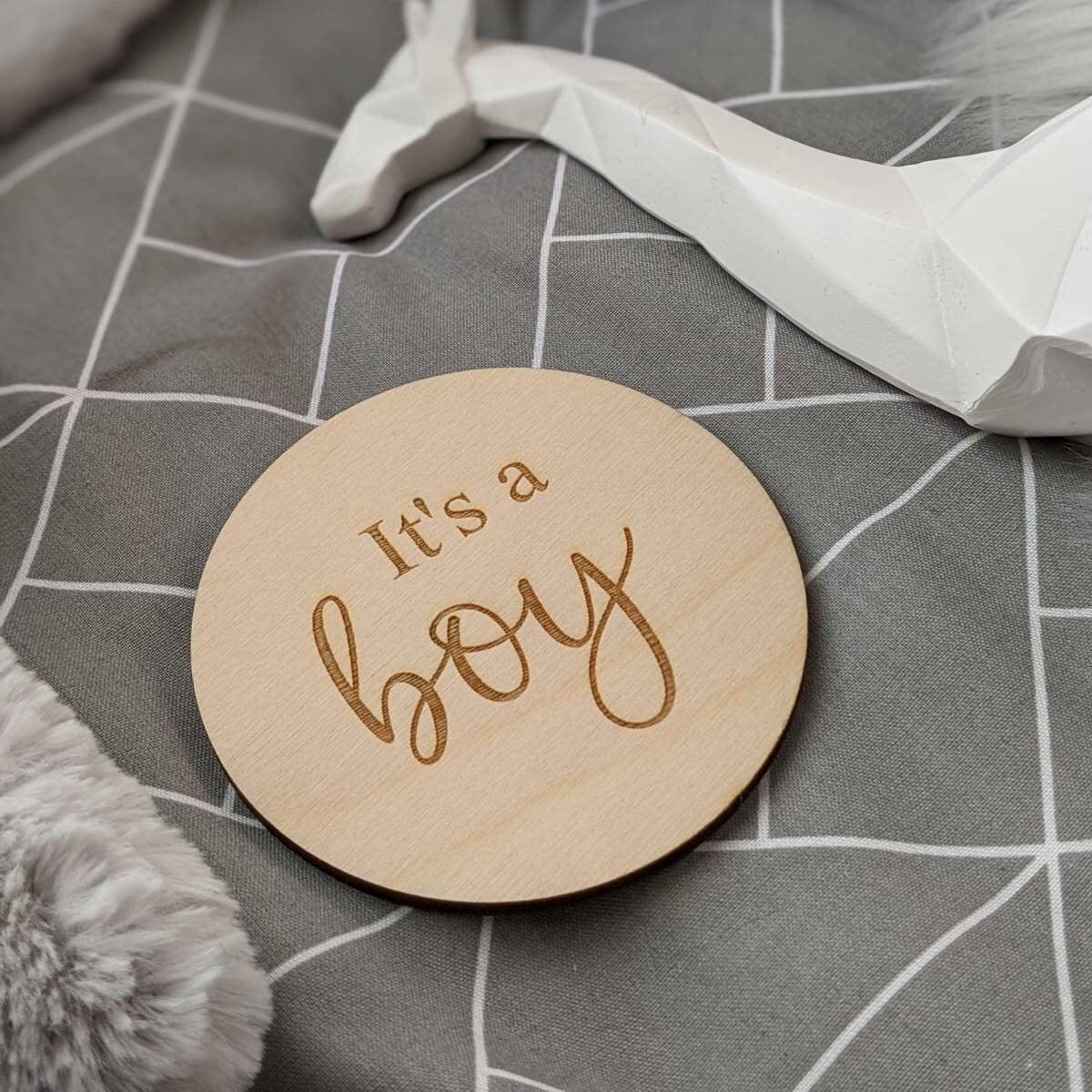 It's a Boy Baby Announcement - Wooden Gender Reveal Milestone disc