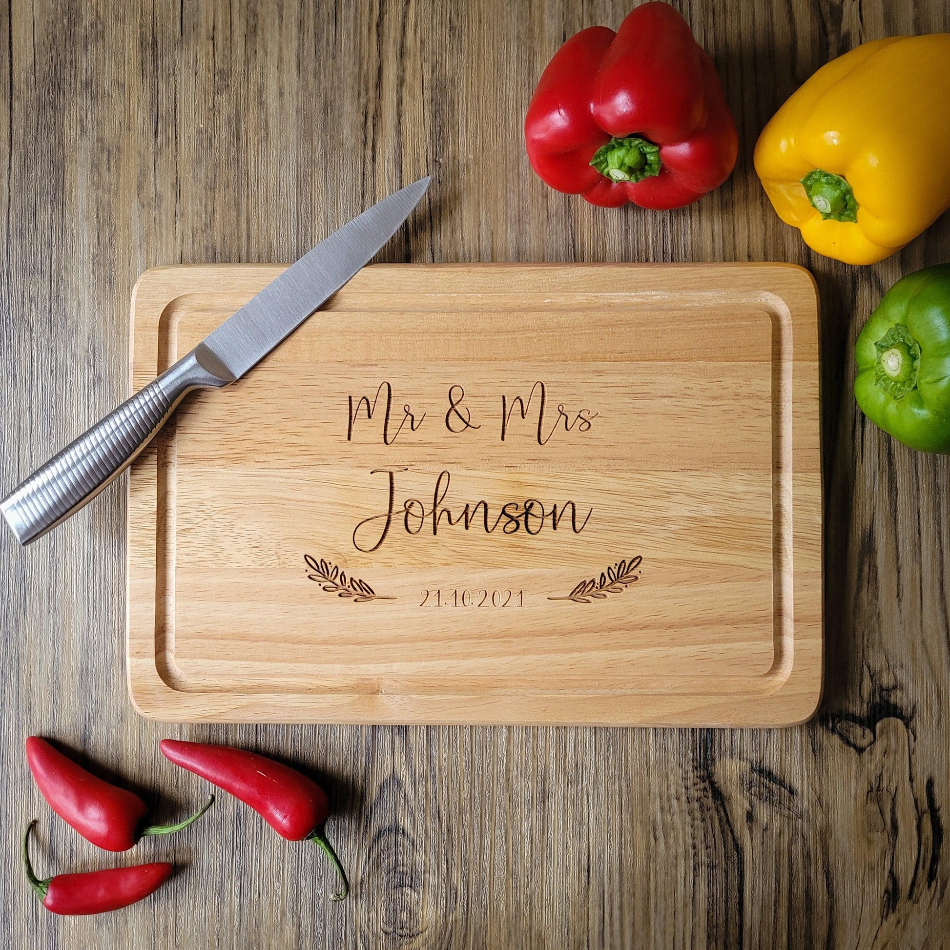 Personalised 'mr and Mrs' Slate Chopping Board Personalized Cutting Board  Wedding Gifts for Couples Gift for Newlyweds 