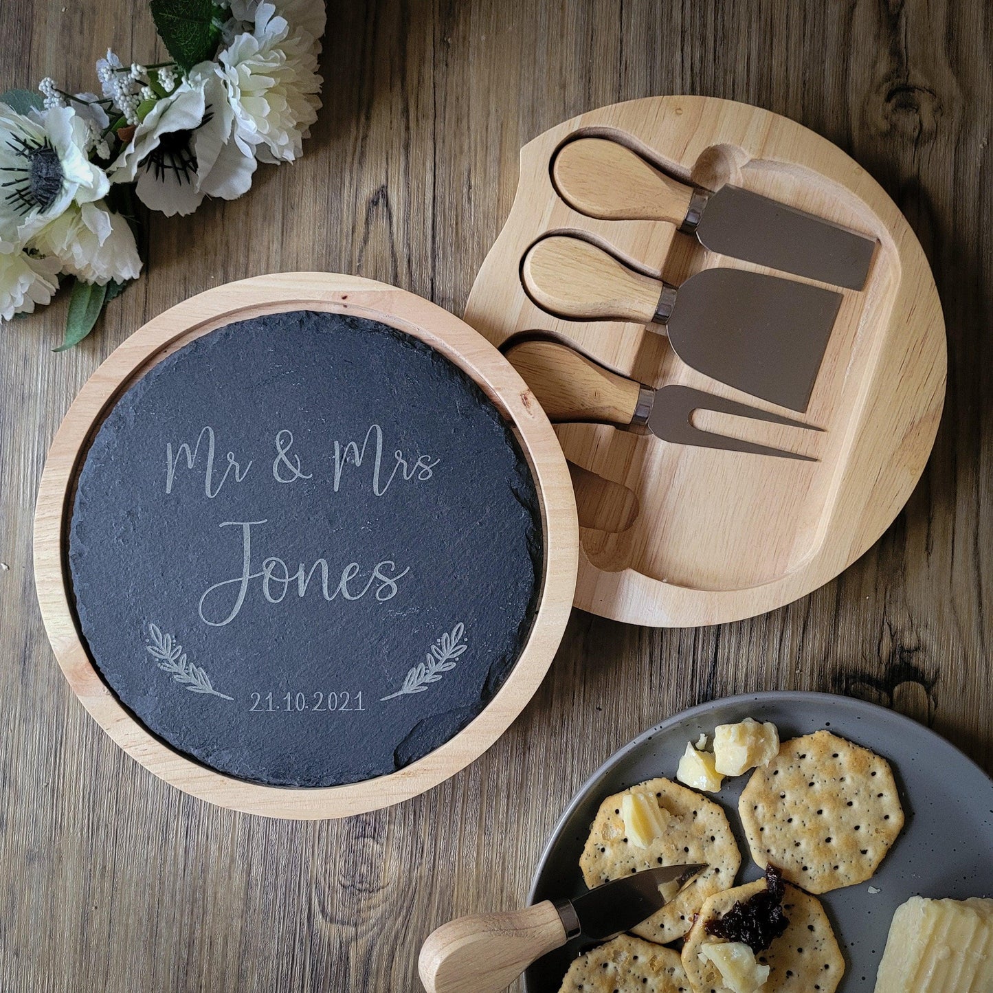 PERSONALISED Slate Cheese set - Wedding gift for couples - Newlywed Custom Gift Chopping board