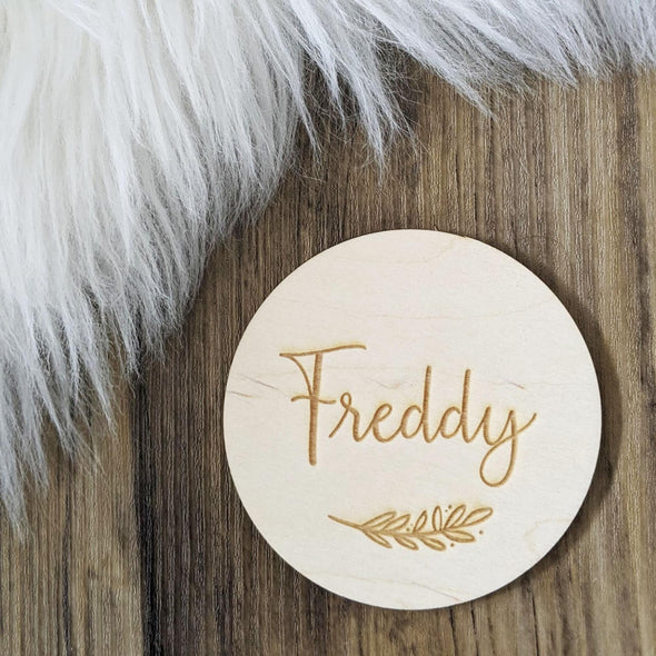 Personalised Name Wooden Disc Engraving - Engrave Your Name on Wood