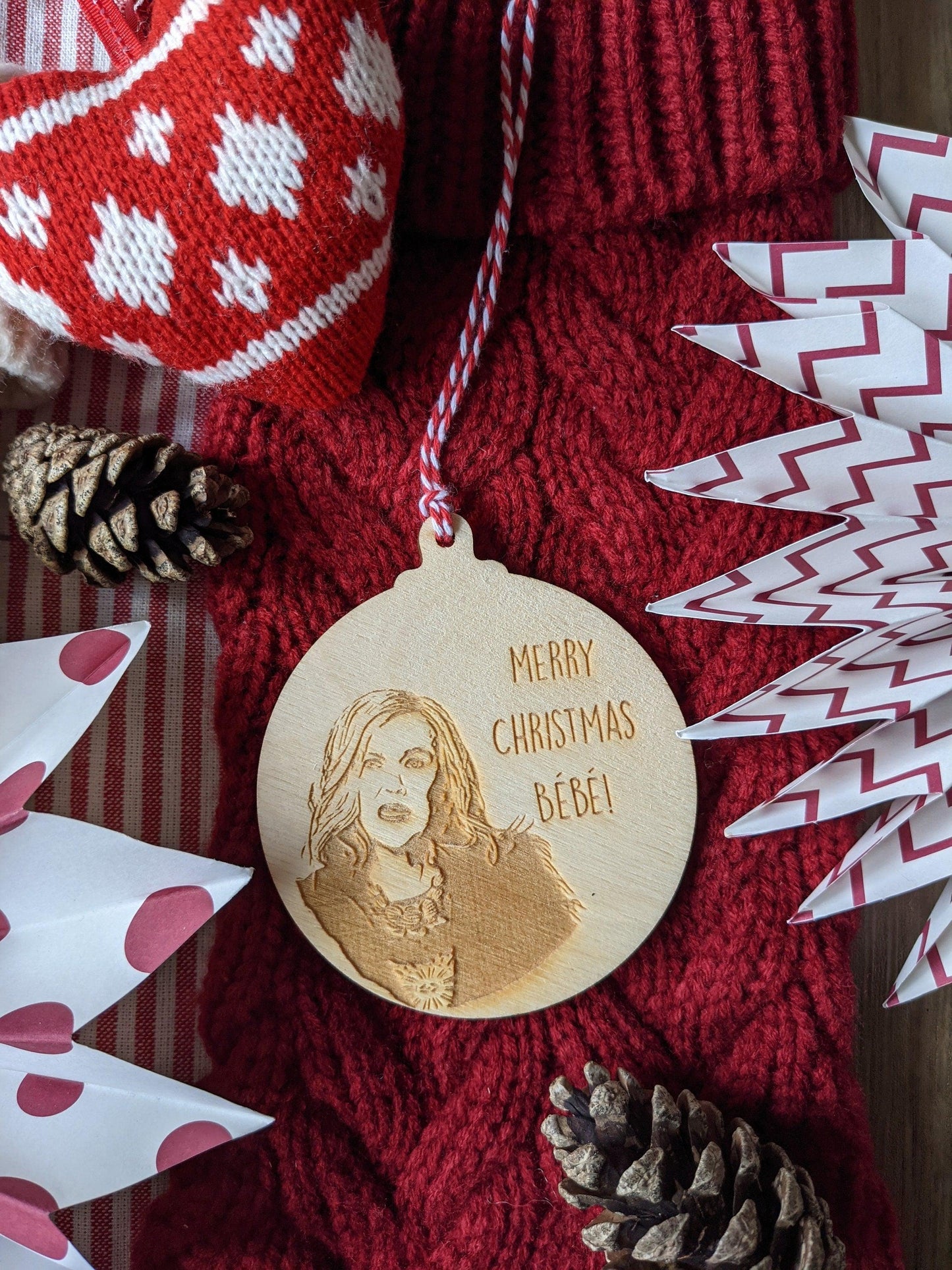 Schitts Creek Christmas Bauble - Merry Christmas Bebe Christmas Decoration - Wooden Engraved Christmas Ornament or Christmas Gift Tag