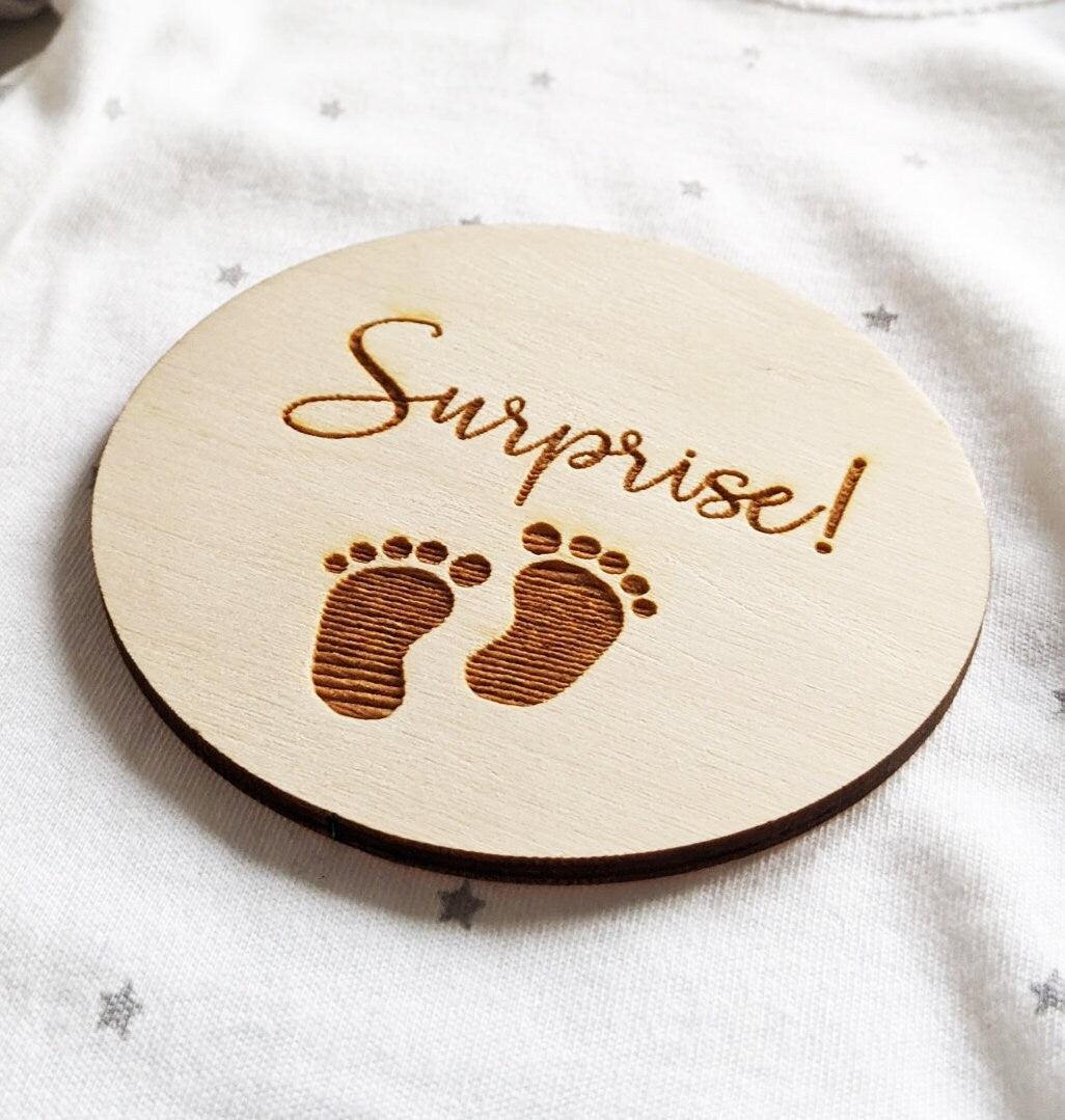 Surprise Baby Announcement disc - Pregnancy Announcement Plaque